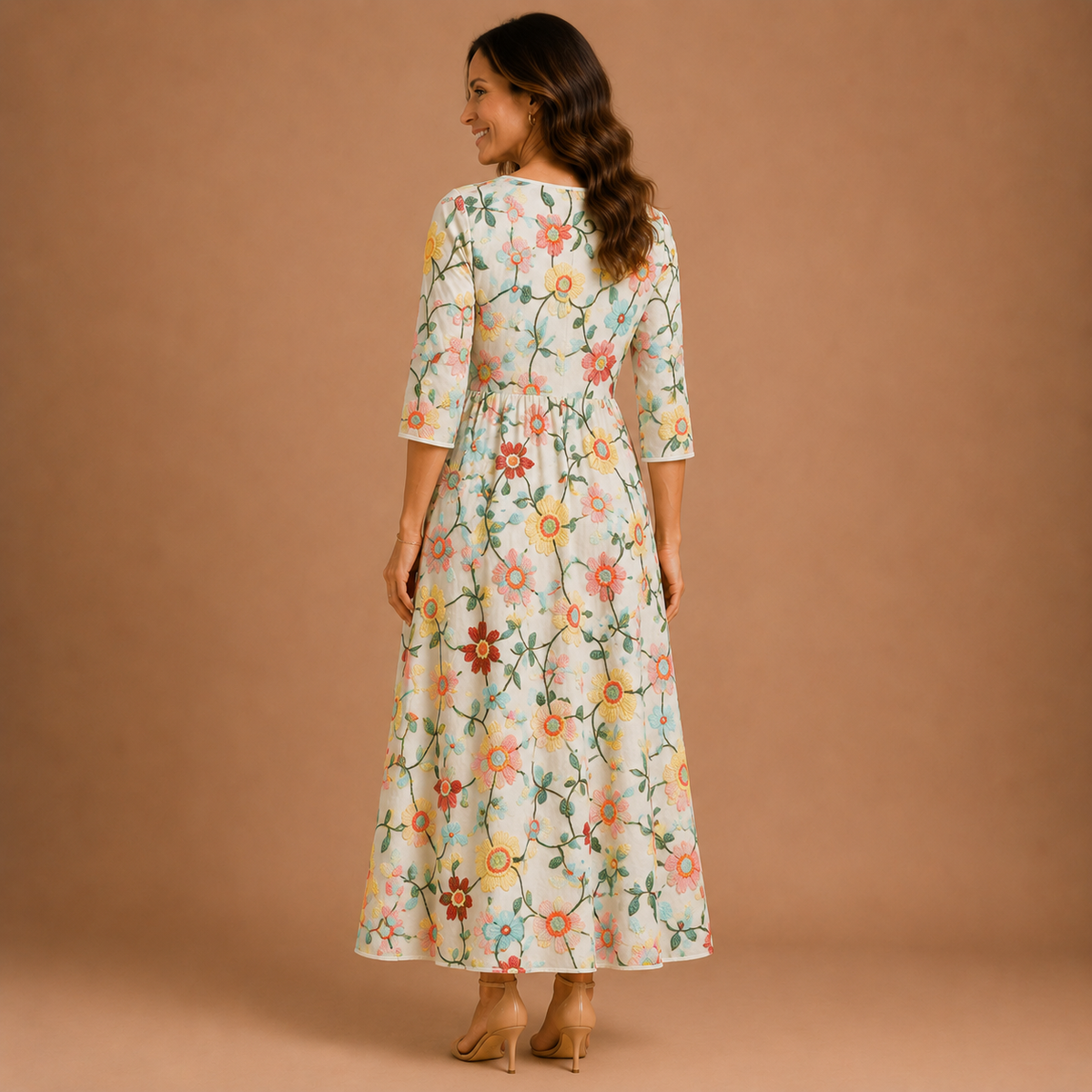 ESMERALDA | Vestido Midi Floral Bordado