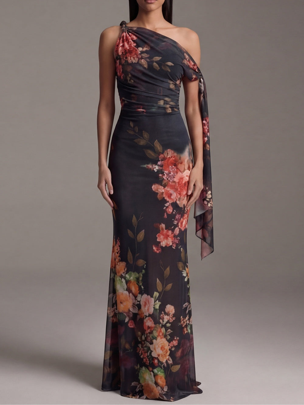 Vestido Maxi de Chifón Negro Plisado, Estampado y de Un Hombro