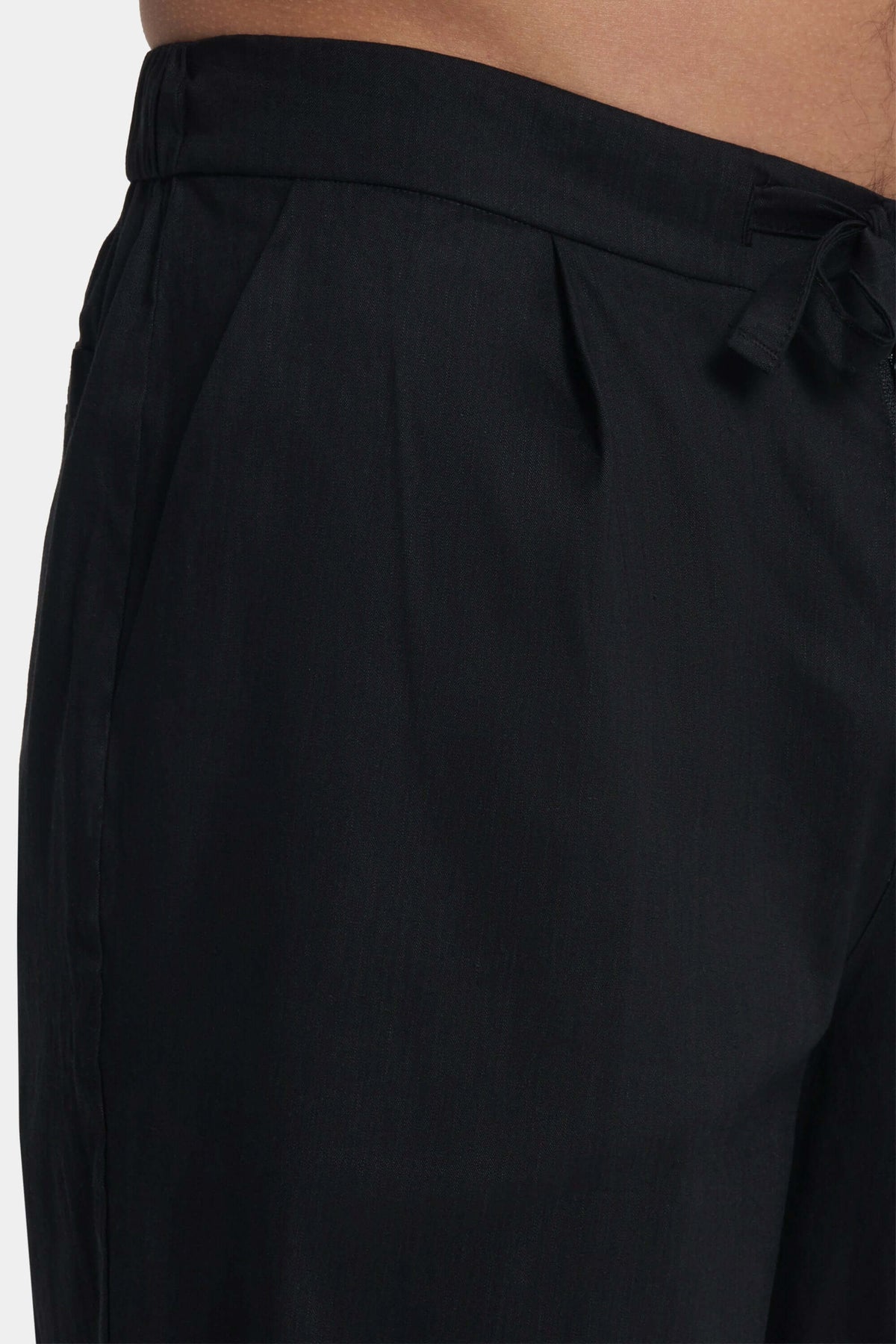 THE LINEN SHORTS (PANTALON DE LINO)