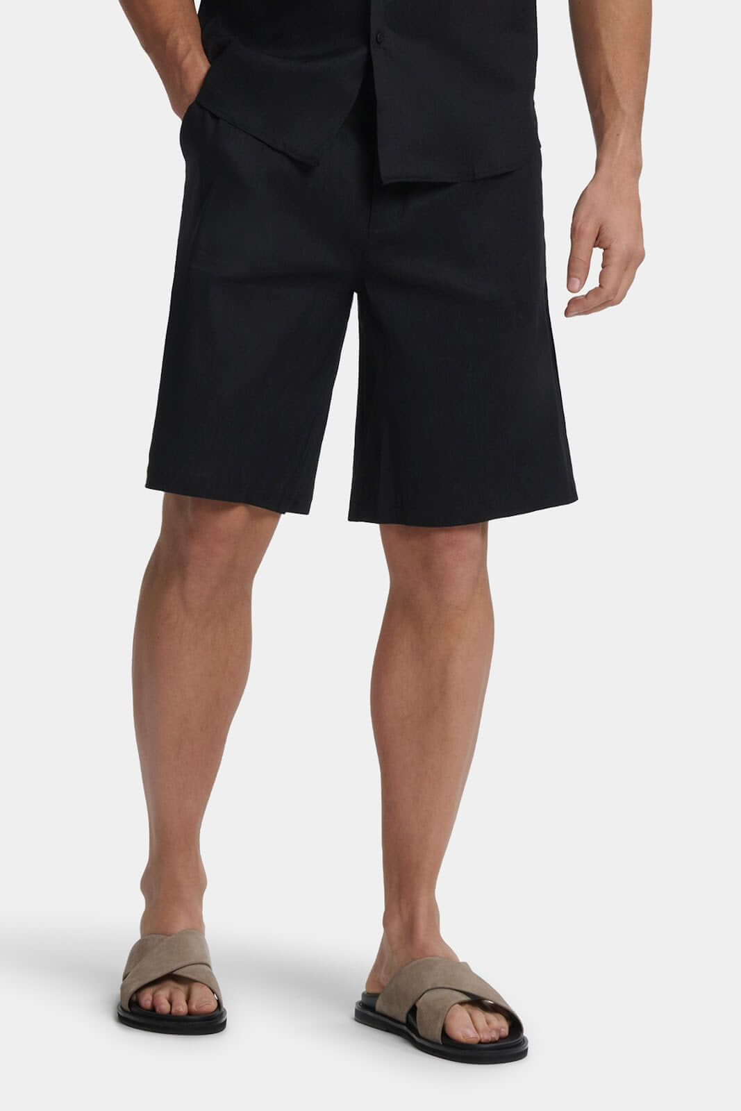 THE LINEN CONJUNTO