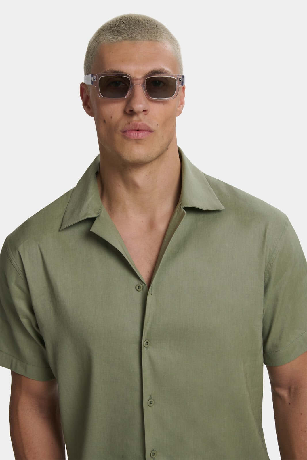 THE LINEN CONJUNTO