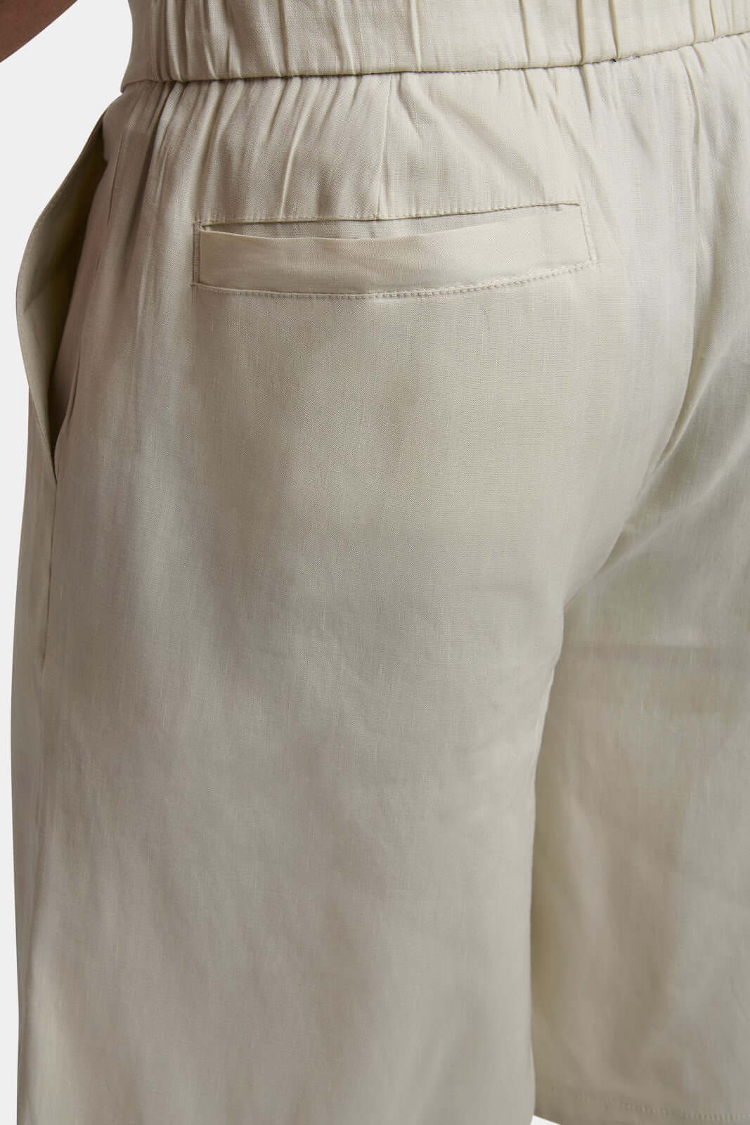 THE LINEN CONJUNTO