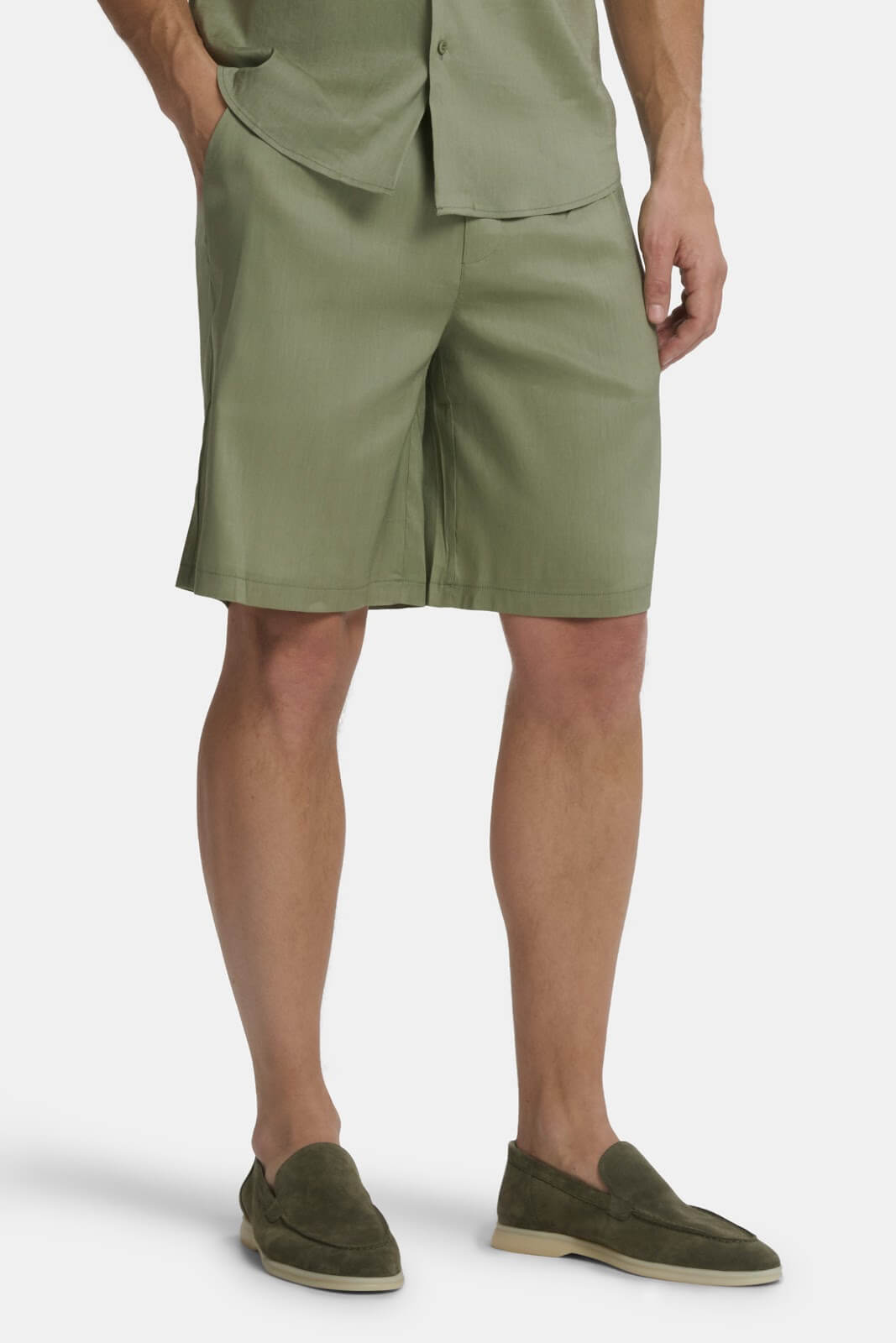 THE LINEN CONJUNTO