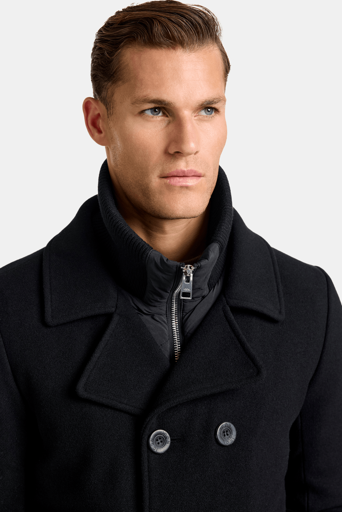 THE FERMO ABRIGO TIPO PEACOAT