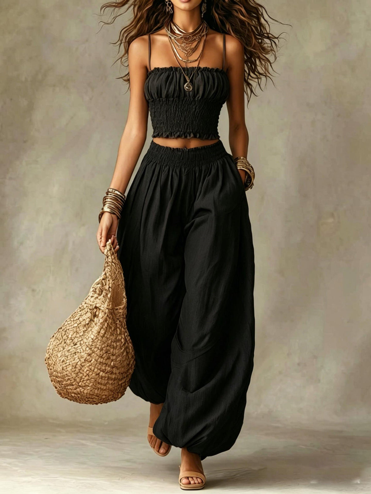 Conjunto de Dos Piezas con Top Corto Fruncido y Pantalón de Pierna Ancha