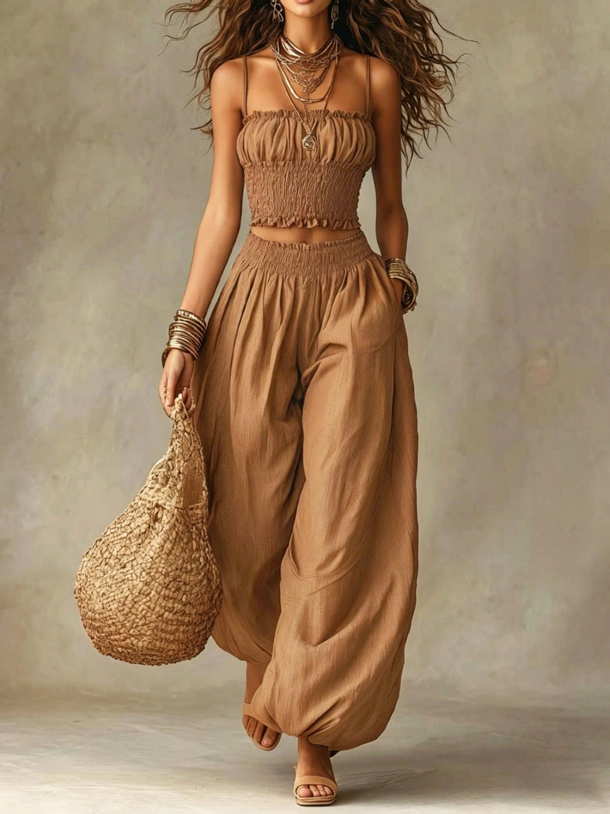 Conjunto de Dos Piezas con Top Corto Fruncido y Pantalón de Pierna Ancha