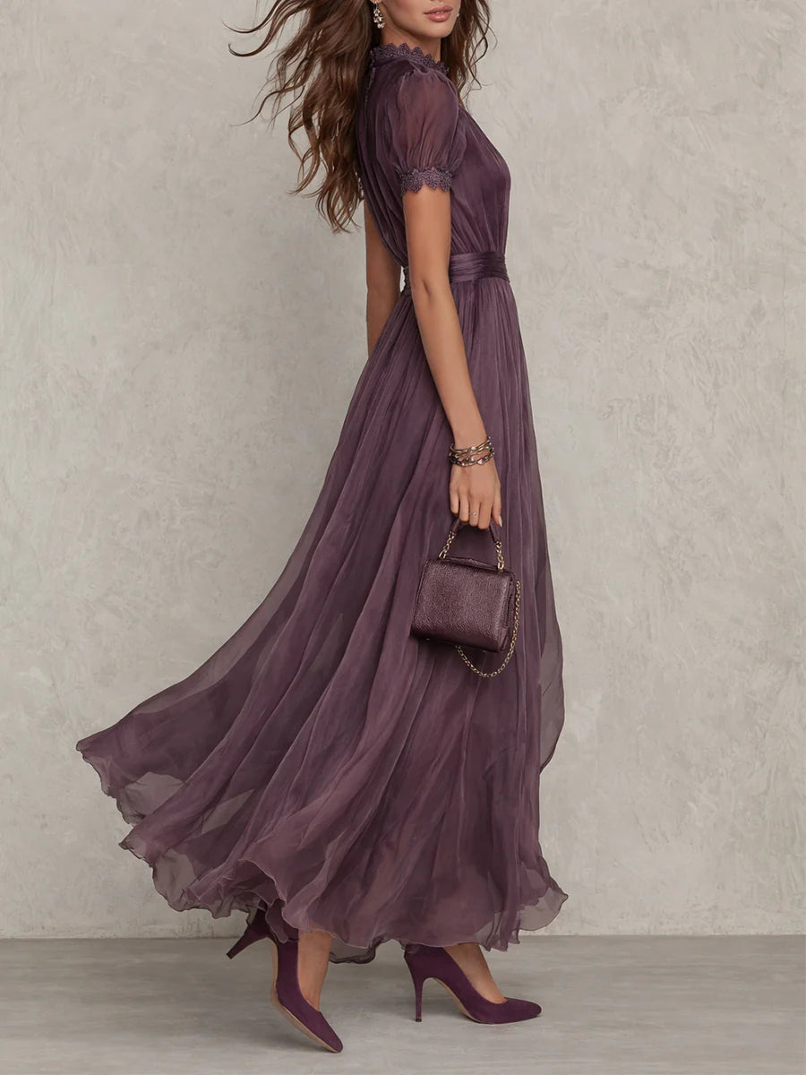 Vestido Maxi Morado de Chifón con Cuello Ojal y Ribete de Encaje