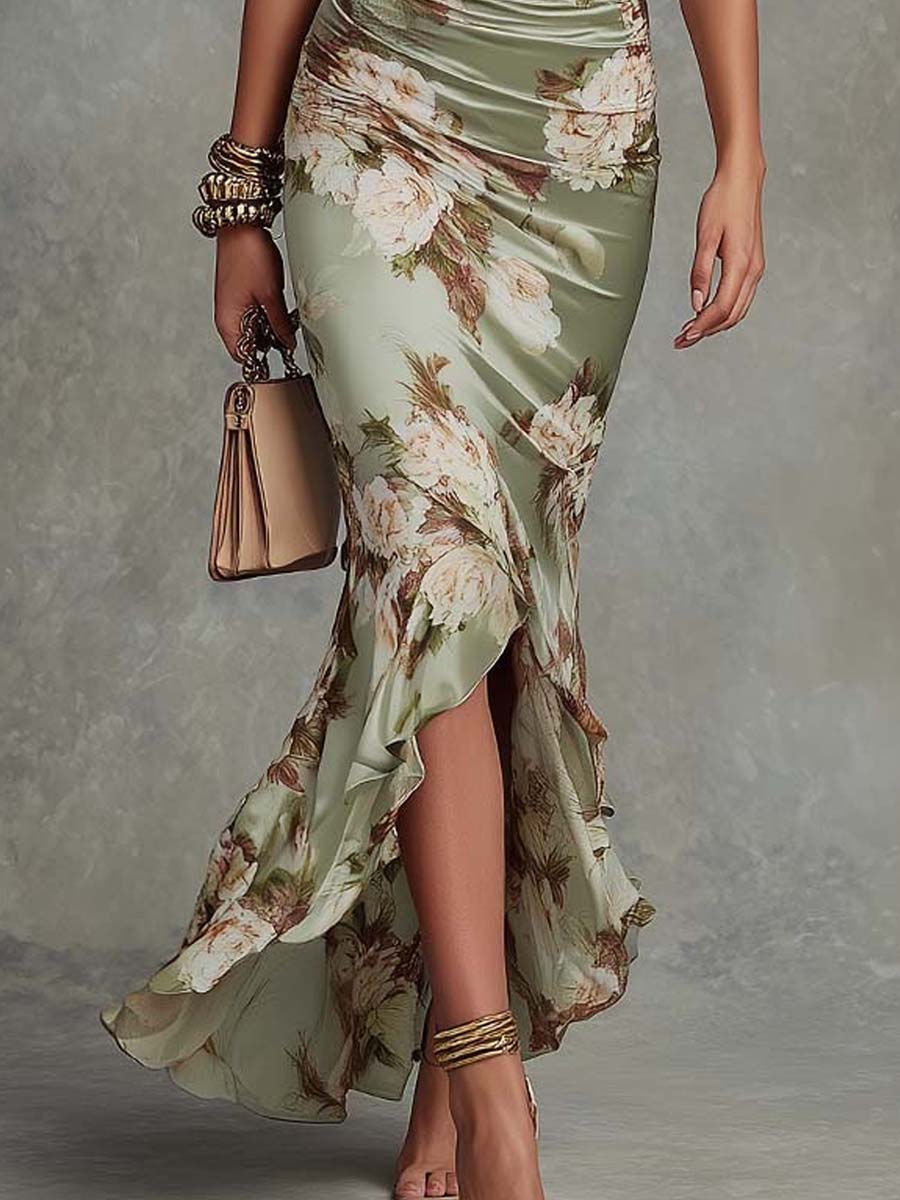 Vestido Maxi Verde Floral de Satén con Mangas Campana, Cuello en V y Corte Asimétrico