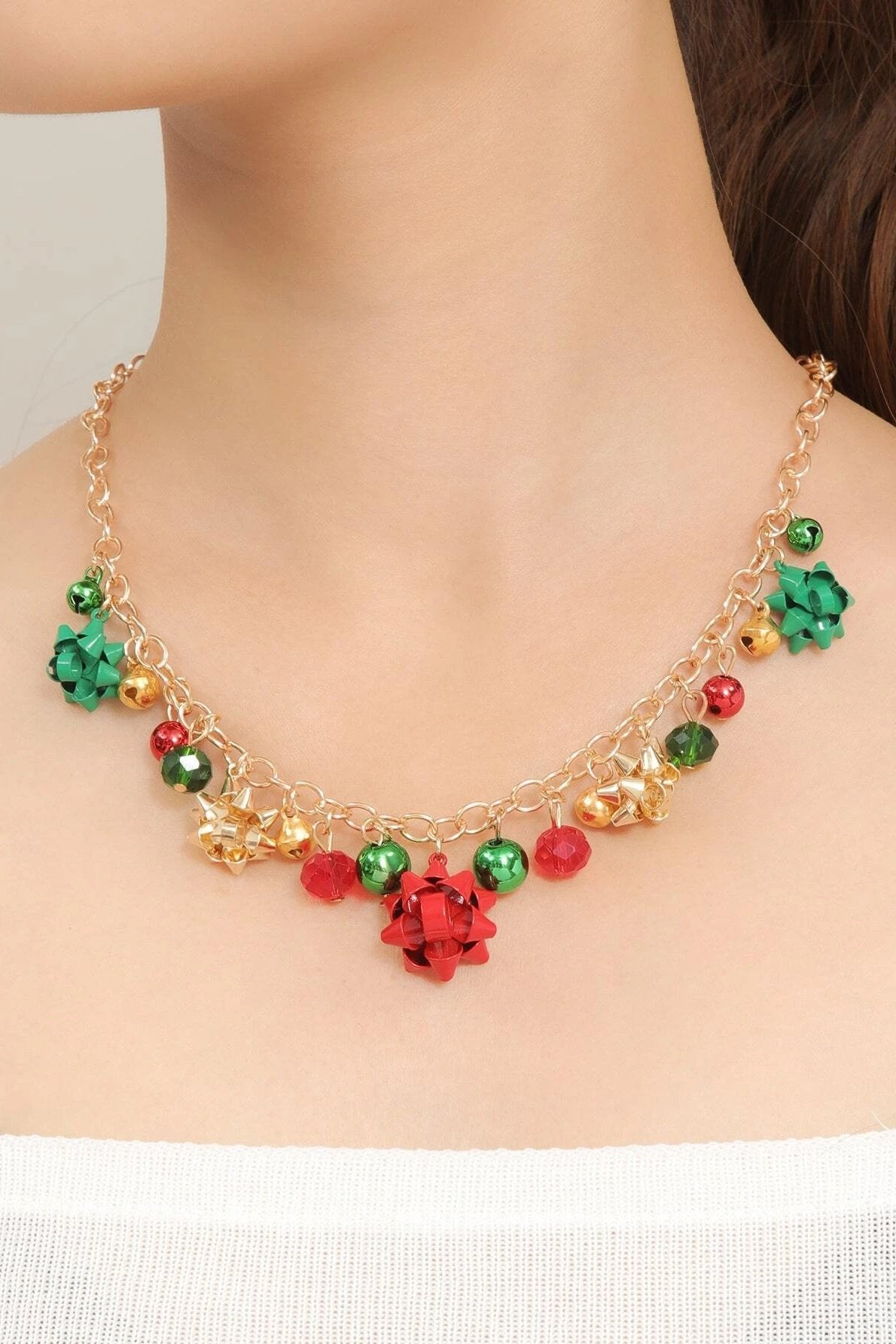 Collar Eileen de Flor y Cascabel Navideño
