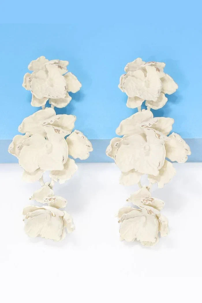 Aretes de Flor Barnizada Phyllis